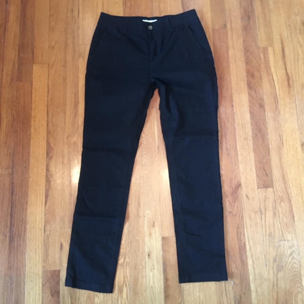 Tradlands transit chino (NWT!)